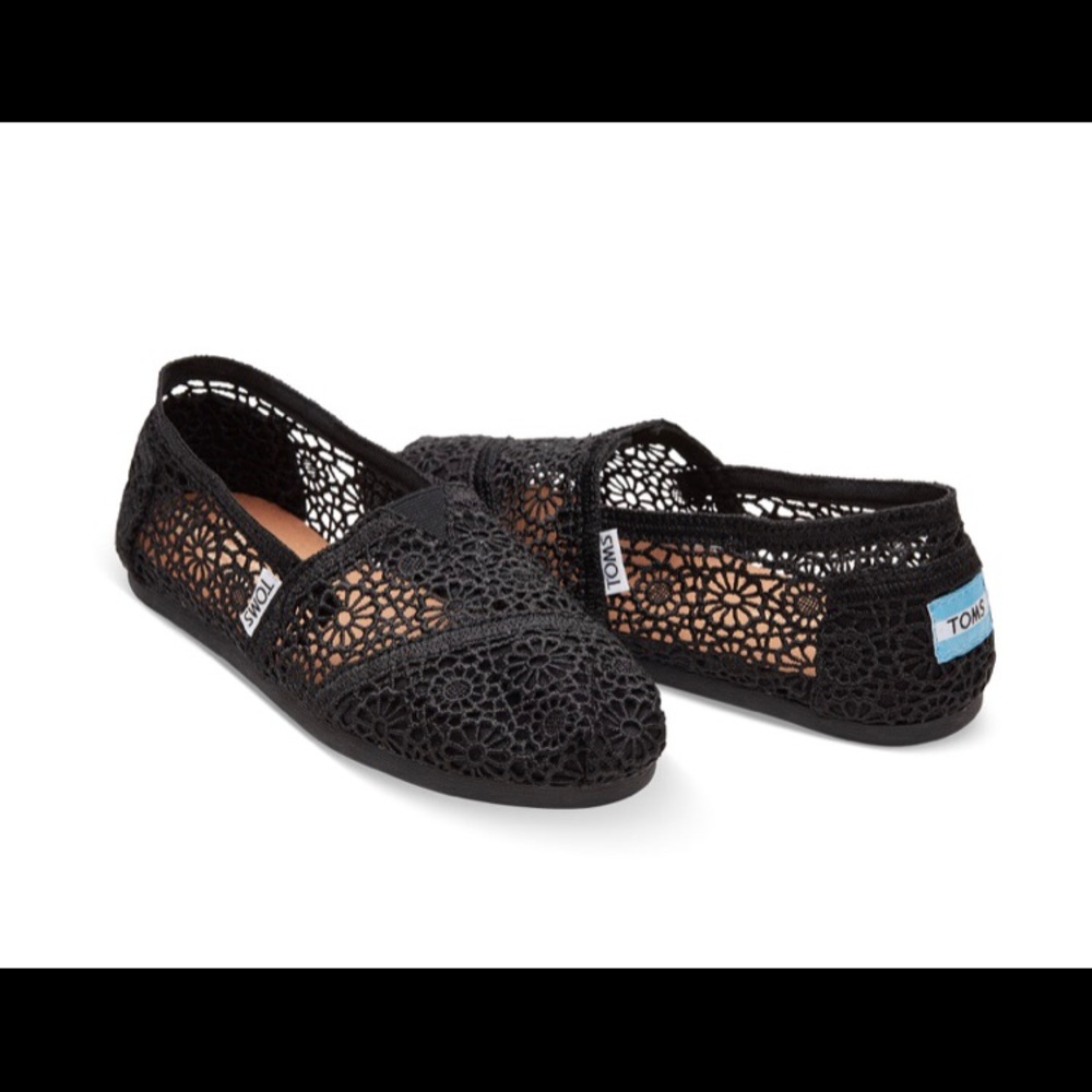 Black Crochet Woman’s Toms